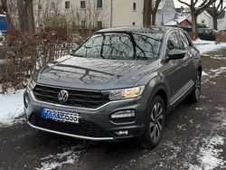 Grau Gebraucht 2022 VW T-Roc Active SUV | 19.500 € (Guter Preis)
