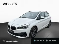 Mineralweiß (weiß) Gebraucht 2020 BMW 218 Active Tourer Performance Van / Kleinbus | 20.450 € (Fairer Preis)