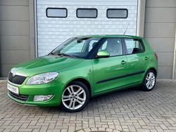 Grün Gebraucht 2012 Skoda Fabia Sport Limousine | 5.990 € (Fairer Preis)