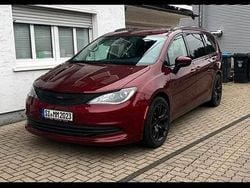 Rot Gebraucht 2020 Chrysler Pacifica SUV | 23.999 € (Superpreis)