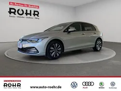 Silber Gebraucht 2024 VW Golf VIII Life Limousine | 22.350 € (Guter Preis)