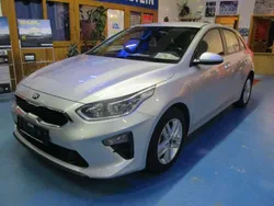 Grau Gebraucht 2019 Kia Ceed Edition 7 Limousine | 11.999 € (Fairer Preis)
