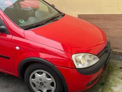 Rot Gebraucht 2001 Opel Corsa Kleinwagen | 650 € (Guter Preis)