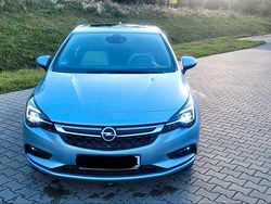 Grau Gebraucht 2016 Opel Astra Limousine | 8.800 € (Fairer Preis)