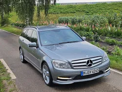 Grau Gebraucht 2010 Mercedes C220 Avantgarde Limousine | 9.000 € (Etwas zu teuer)