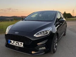 Schwarz Gebraucht 2019 Ford Fiesta ST-Line Kleinwagen | 12.000 € (Fairer Preis)