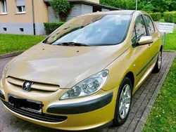 Gold Gebraucht 2002 Peugeot 307 Limousine | 1.600 €