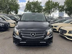 Schwarz Gebraucht 2019 Mercedes Vito Van / Kleinbus | 16.900 € (Fairer Preis)
