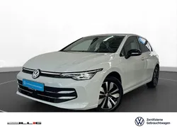 Pure white (weiß) Gebraucht 2025 VW Golf VIII Goal Limousine | 25.490 € (Superpreis)