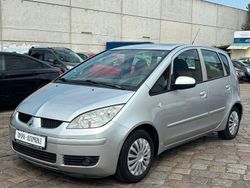 Silber Gebraucht 2007 Mitsubishi Colt Limousine | 980 €