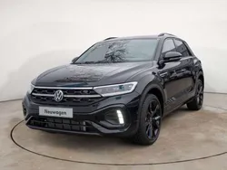 Schwarz / deep black Neu 2025 VW T-Roc R-line SUV | 48.893 €