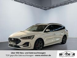 Frozen white Gebraucht 2025 Ford Focus ST-Line Limousine | 22.760 € (Guter Preis)