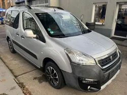 Silber Gebraucht 2016 Peugeot Partner Tepee Van / Kleinbus | 5.550 € (Guter Preis)