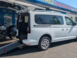 Weiß Neu 2025 Ford Tourneo Van / Kleinbus | 47.350 € (Teuer)
