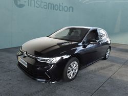 Schwarz Gebraucht 2024 VW Golf VIII R-line Limousine | 26.790 € (Guter Preis)