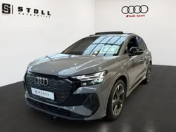 Kieselgrau Gebraucht 2024 Audi e-tron S-Line SUV | 46.990 € (Guter Preis)