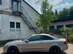 Gold Gebraucht 2004 Mercedes CLK350 Coupé | 5.999 € (Fairer Preis)