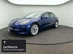 Deep blue metallic Gebraucht 2021 Tesla Model 3 RWD Limousine | 25.300 € (Guter Preis)