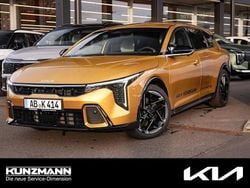 Gelb sparkling gelb metallic Gebraucht 2025 Kia K4 GT-Line Limousine | 40.790 € (Fairer Preis)