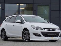 Schneeweiss/summitwhite/arctic Gebraucht 2013 Opel Astra Active Kombi | 7.590 € (Etwas zu teuer)