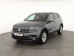 Grau Gebraucht 2021 VW Tiguan Allspace Highline SUV | 35.950 € (Fairer Preis)