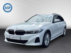 Mineralweiss metallic Gebraucht 2022 BMW 320 Kombi | 33.390 € (Etwas zu teuer)