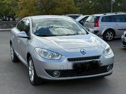 Grau Gebraucht 2011 Renault Fluence Limousine | 5.500 € (Etwas zu teuer)