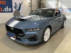 Blau Gebraucht 2024 Ford Mustang GT Fastback Coupé | 49.925 €