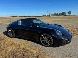 Schwarz Gebraucht 2024 Porsche 911 Targa 4 Cabrio | 139.992 €
