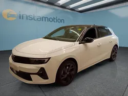 Weiß Gebraucht 2024 Opel Astra Limousine | 22.949 € (Fairer Preis)