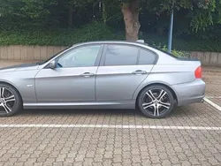 Grau Gebraucht 2009 BMW 318 Limousine | 4.444 € (Fairer Preis)
