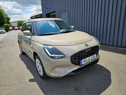Beige Neu 2024 Suzuki Swift Comfort Limousine | 18.900 €