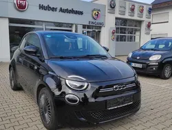 Schwarz Gebraucht 2021 Fiat 500e Icon Kleinwagen | 17.990 € (Fairer Preis)