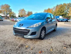 Lackierung inariblau/metallic Gebraucht 2010 Peugeot 207 Tendance Kombi | 1.980 € (Fairer Preis)