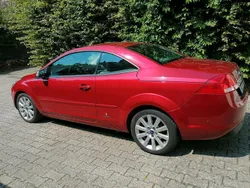 Rot Gebraucht 2008 Ford Focus Cabriolet Titanium Cabrio | 2.888 € (Etwas zu teuer)
