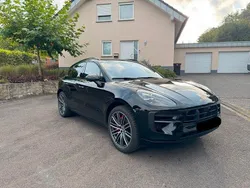 Schwarz Gebraucht 2020 Porsche Macan SUV | 59.500 € (Guter Preis)