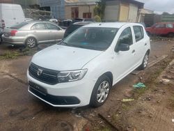 Weiß Gebraucht 2018 Dacia Sandero Kleinwagen | 5.200 € (Fairer Preis)