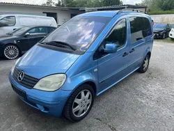 Blau Gebraucht 2002 Mercedes Vaneo Van / Kleinbus | 1.100 € (Guter Preis)