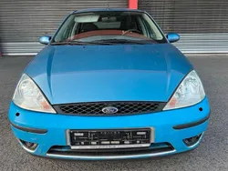 Blau Gebraucht 2003 Ford Focus Limousine | 350 € (Superpreis)