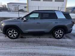 Grau Gebraucht 2024 Ssangyong (KGM) Torres SUV | 25.600 € (Guter Preis)