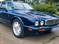 Blau Gebraucht 2001 Jaguar XJ8 Sovereign Limousine | 12.750 €