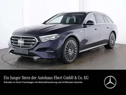 Nautikblau Gebraucht 2024 Mercedes E300 AMG Kombi | 67.770 €