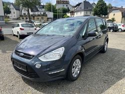 Grau Gebraucht 2014 Ford S-MAX Trend Van / Kleinbus | 6.999 € (Guter Preis)