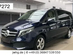 Blau Gebraucht 2022 Mercedes V300 Avantgarde Van / Kleinbus | 51.950 € (Superpreis)