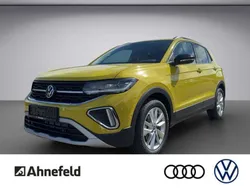Grape yellow Gebraucht 2025 VW T-Cross Life SUV | 29.950 € (Teuer)