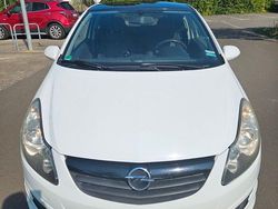 Weiß Gebraucht 2009 Opel Corsa OPC Limousine | 1.800 € (Guter Preis)