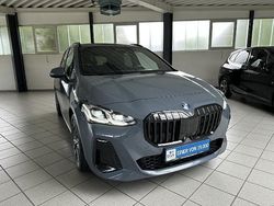 Grau Gebraucht 2023 BMW 218 Active Tourer M Sport Van / Kleinbus | 28.401 € (Fairer Preis)