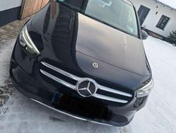 Schwarz Gebraucht 2021 Mercedes B180 Progressive Van / Kleinbus | 18.250 € (Fairer Preis)