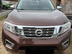 Braun Gebraucht 2018 Nissan Navara Abholung | 20.200 €