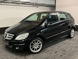 Schwarz Gebraucht 2011 Mercedes B180 Sport Van / Kleinbus | 5.600 € (Guter Preis)